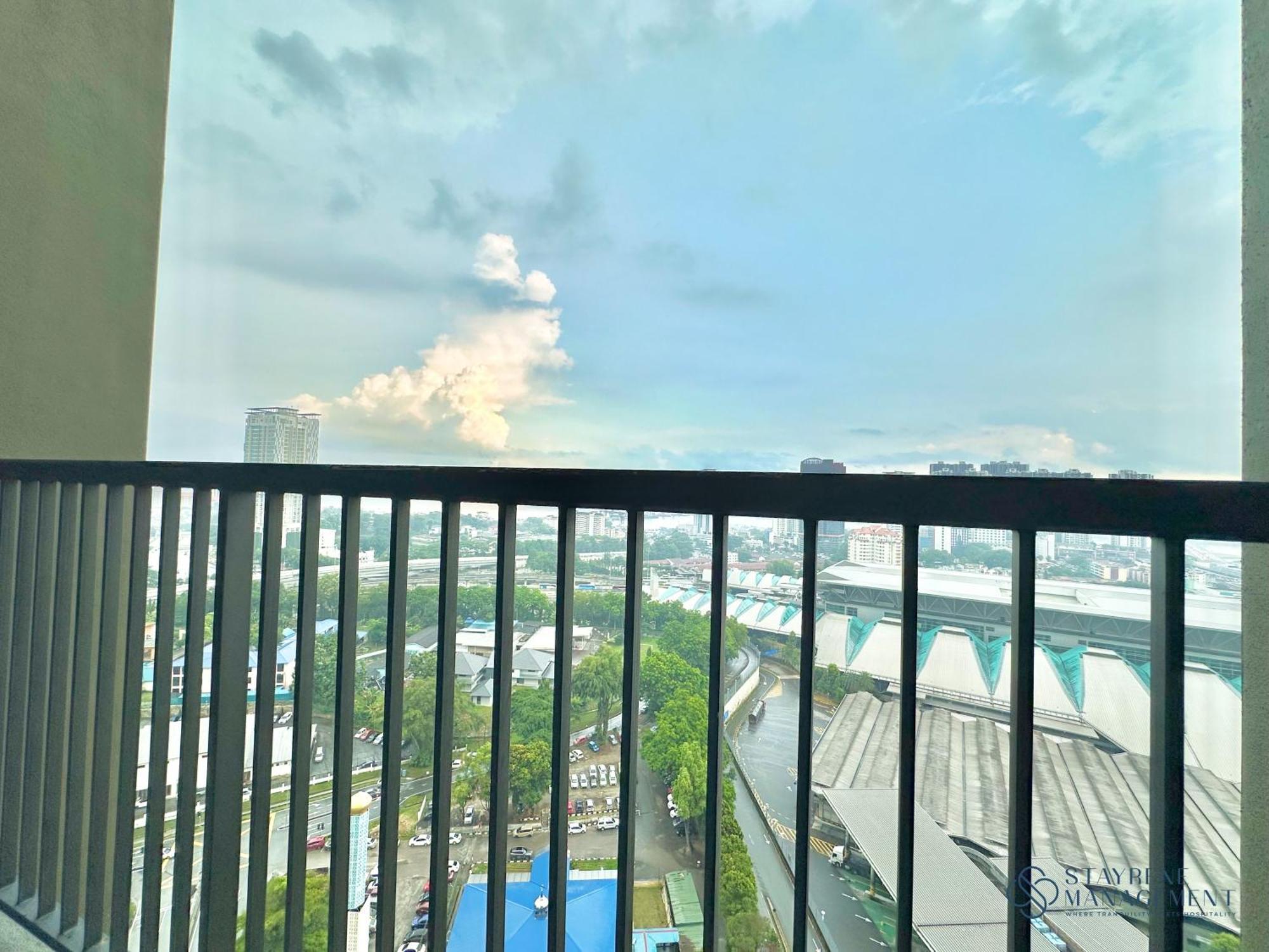 Twin Tower Residence Johor Bahru By Stayrene Buitenkant foto